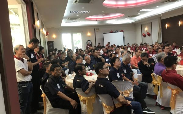 ภาพบรรยากาศพิธีทำบุญเลี้ยงพระเนื่องในโอกาสวันขึ้นปีใหม่และทำบุญประจำปีอาคารสมาคมฯ พิธีแสดงมุทิตาจิตต่อนักศึกษาเก่าฯ รุ่นที่ 8 และรุ่นพี่ที่เกษียณ