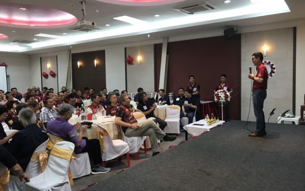 ภาพบรรยากาศพิธีทำบุญเลี้ยงพระเนื่องในโอกาสวันขึ้นปีใหม่และทำบุญประจำปีอาคารสมาคมฯ พิธีแสดงมุทิตาจิตต่อนักศึกษาเก่าฯ รุ่นที่ 8 และรุ่นพี่ที่เกษียณ