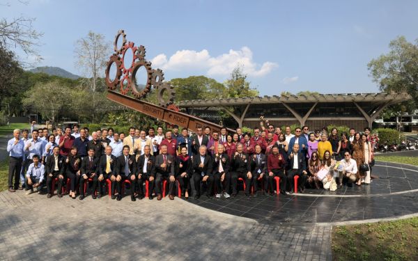 ภาพบรรยากาศงานแสดงความยินดีดุษฏีบัณฑิตกิตติมศักดิ์ และนักศึกษาเก่าดีเด่น มหาวิทยาลัยเชียงใหม่ ประจำปีการศึกษา 2562