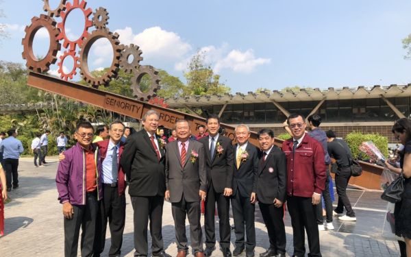 ภาพบรรยากาศงานแสดงความยินดีดุษฏีบัณฑิตกิตติมศักดิ์ และนักศึกษาเก่าดีเด่น มหาวิทยาลัยเชียงใหม่ ประจำปีการศึกษา 2562