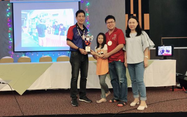 พิธีรดน้ำดำหัวอาจารย์อาวุโสและรุ่นพี่นายช่าง (ภาคตะวันออก)