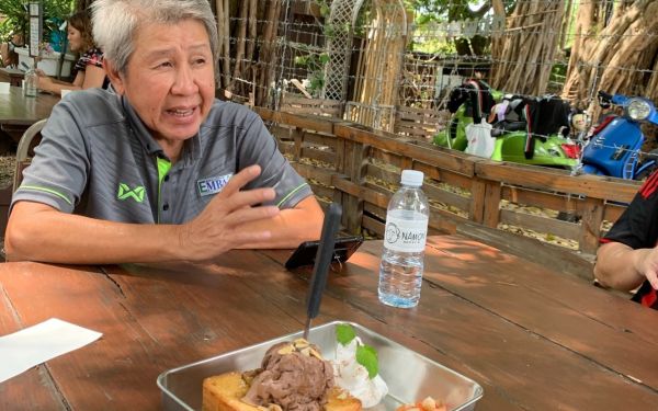 พิธีรดน้ำดำหัวอาจารย์อาวุโสและรุ่นพี่นายช่าง (ภาคตะวันออก)