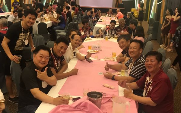 พิธีรดน้ำดำหัวอาจารย์อาวุโสและรุ่นพี่นายช่าง (ภาคตะวันออก)