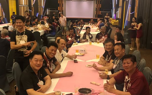 พิธีรดน้ำดำหัวอาจารย์อาวุโสและรุ่นพี่นายช่าง (ภาคตะวันออก)