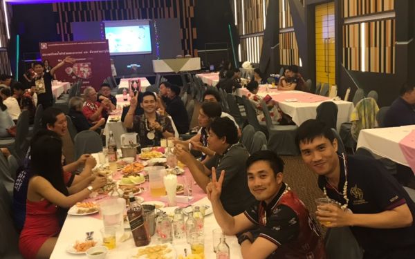 พิธีรดน้ำดำหัวอาจารย์อาวุโสและรุ่นพี่นายช่าง (ภาคตะวันออก)