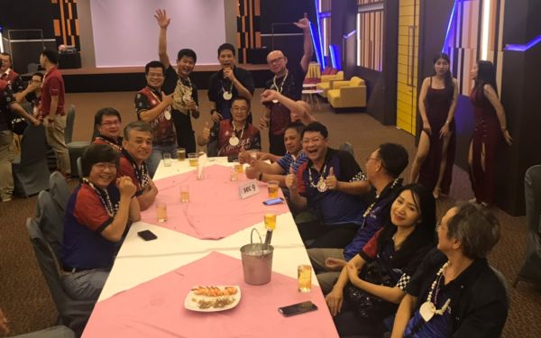 พิธีรดน้ำดำหัวอาจารย์อาวุโสและรุ่นพี่นายช่าง (ภาคตะวันออก)