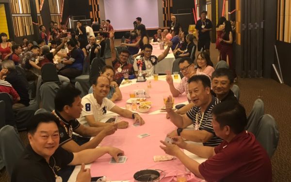 พิธีรดน้ำดำหัวอาจารย์อาวุโสและรุ่นพี่นายช่าง (ภาคตะวันออก)