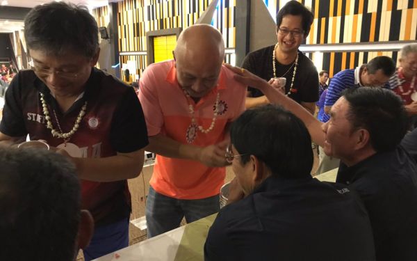 พิธีรดน้ำดำหัวอาจารย์อาวุโสและรุ่นพี่นายช่าง (ภาคตะวันออก)