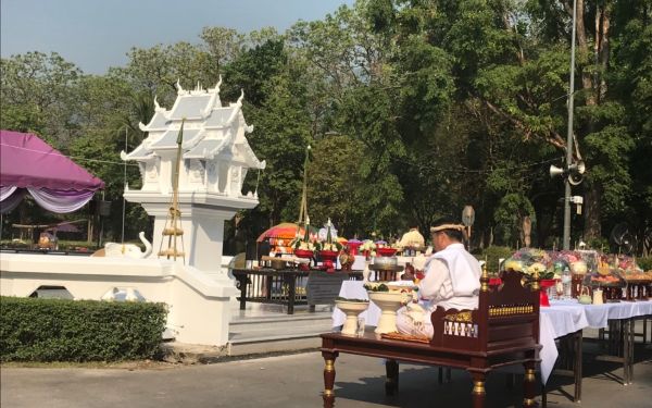 ภาพบรรยากาศงานสมโภชศาลพระภูมิหลังใหม่
