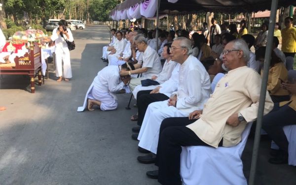 ภาพบรรยากาศงานสมโภชศาลพระภูมิหลังใหม่