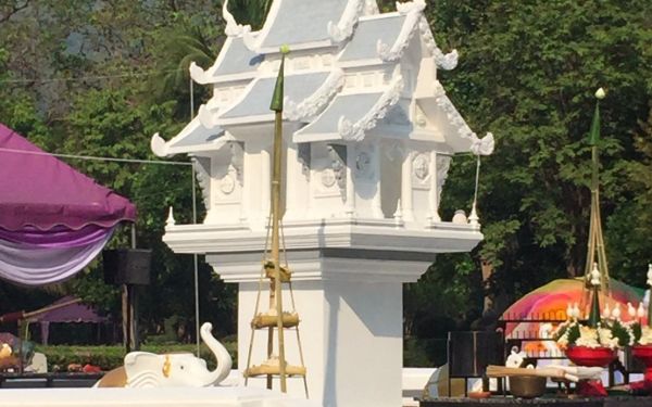 ภาพบรรยากาศงานสมโภชศาลพระภูมิหลังใหม่