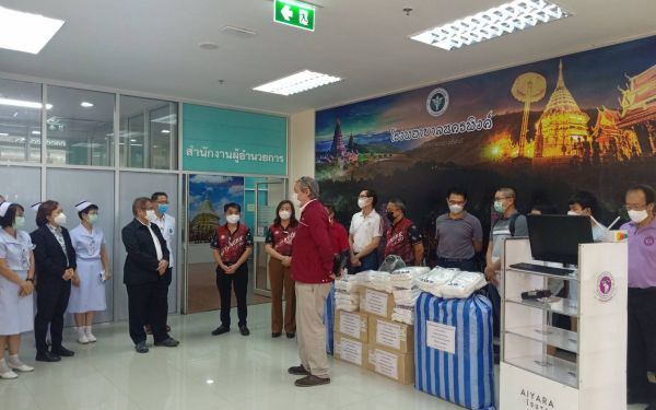 (27-04-63) โครงการช้างเหล็กกระทืบโควิด-19 เฟส 1)ให้รพ.นครพิงค์ จ.เชียงใหม่