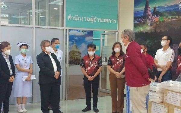 (27-04-63) โครงการช้างเหล็กกระทืบโควิด-19 เฟส 1)ให้รพ.นครพิงค์ จ.เชียงใหม่