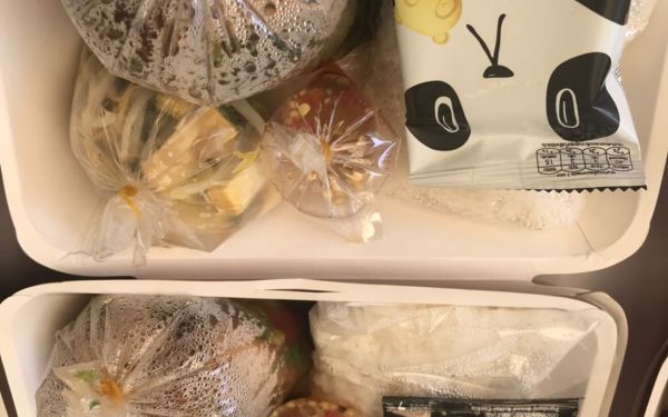 (23-04-63) แจกข้าวกล่องให้กับผู้ประสบภัยโควิด-19_(7)