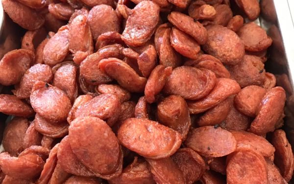 (14-05-63) แจกข้าวกล่องให้กับผู้ประสบภัยโควิด-19_@วัดลาดปลาเค้า