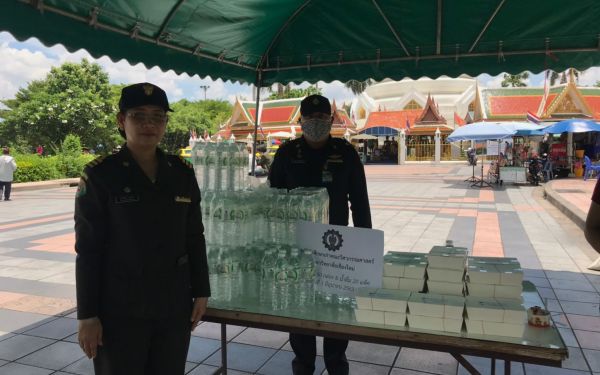 01.06.63 แจกข้าวกล่องให้กับผู้ประสบภัยโควิด-19_@วัดพระศรีฯบางเขน