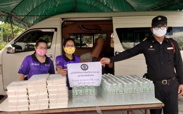 02.06.63 แจกข้าวกล่องให้กับผู้ประสบภัยโควิด-19_@วัดพระศรีฯบางเขน