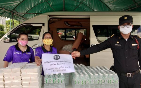 02.06.63 แจกข้าวกล่องให้กับผู้ประสบภัยโควิด-19_@วัดพระศรีฯบางเขน