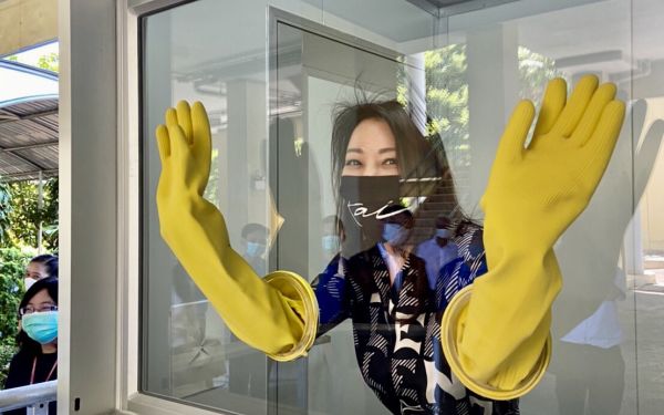 (27-05-63) มอบ Mobile Clinic ณ คณะเทคนิคการแพทย์ มหิดล