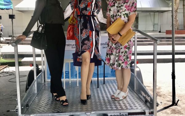 11.06.63 มอบห้องตรวจปลอดเชื้อเคลื่อนที่ (Mobile Clinic) ให้กับโรงพยาบาลบ้านแพ้ว