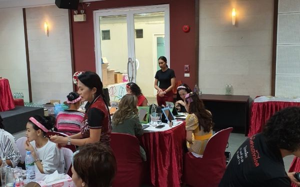 21.06.63 ภาพกิจกรรม Workshop เรียนการแต่งหน้าเพื่อส่งเสริมบุคลิกภาพและโหวงเฮง