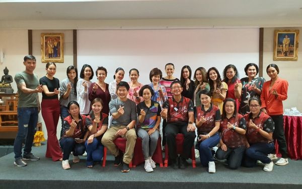 21.06.63 ภาพกิจกรรม Workshop เรียนการแต่งหน้าเพื่อส่งเสริมบุคลิกภาพและโหวงเฮง