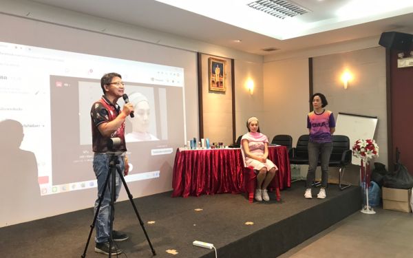 19.07.63 ภาพกิจกรรม Workshop เรียนการแต่งหน้าเพื่อส่งเสริมบุคลิกภาพและโหงวเฮง ครั้งที่ 2