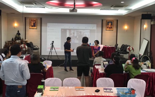 19.07.63 ภาพกิจกรรม Workshop เรียนการแต่งหน้าเพื่อส่งเสริมบุคลิกภาพและโหงวเฮง ครั้งที่ 2