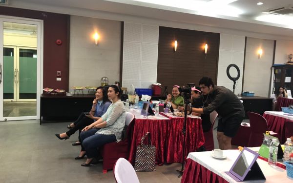 19.07.63 ภาพกิจกรรม Workshop เรียนการแต่งหน้าเพื่อส่งเสริมบุคลิกภาพและโหงวเฮง ครั้งที่ 2