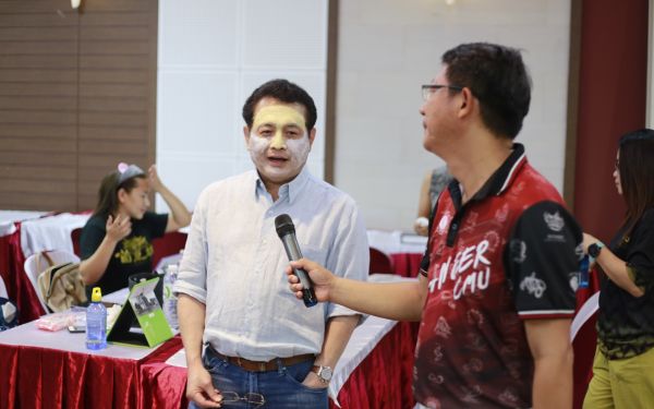 19.07.63 ภาพกิจกรรม Workshop เรียนการแต่งหน้าเพื่อส่งเสริมบุคลิกภาพและโหงวเฮง ครั้งที่ 2