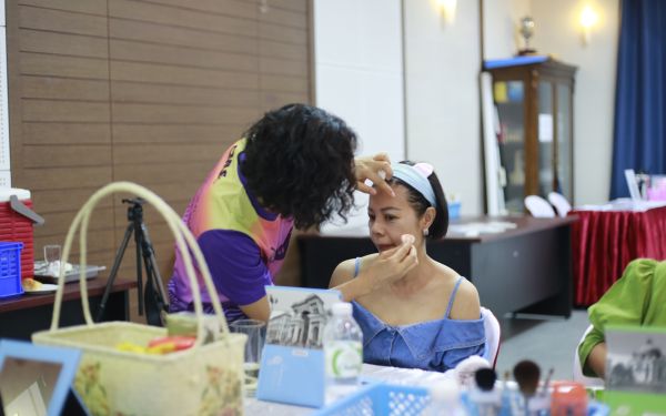 19.07.63 ภาพกิจกรรม Workshop เรียนการแต่งหน้าเพื่อส่งเสริมบุคลิกภาพและโหงวเฮง ครั้งที่ 2