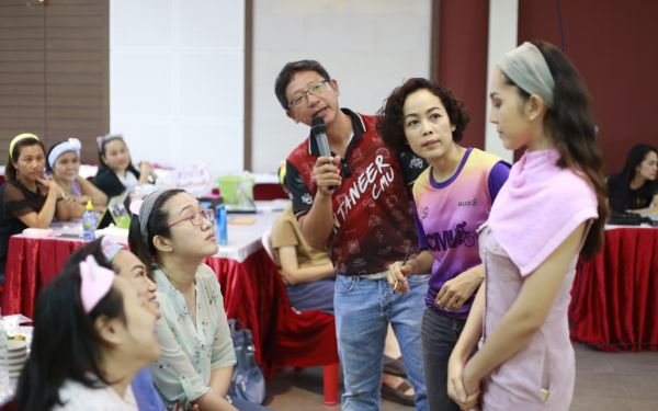 19.07.63 ภาพกิจกรรม Workshop เรียนการแต่งหน้าเพื่อส่งเสริมบุคลิกภาพและโหงวเฮง ครั้งที่ 2