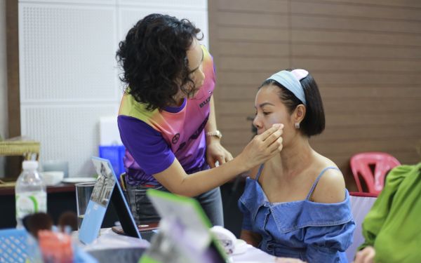 19.07.63 ภาพกิจกรรม Workshop เรียนการแต่งหน้าเพื่อส่งเสริมบุคลิกภาพและโหงวเฮง ครั้งที่ 2