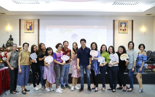 19.07.63 ภาพกิจกรรม Workshop เรียนการแต่งหน้าเพื่อส่งเสริมบุคลิกภาพและโหงวเฮง ครั้งที่ 2