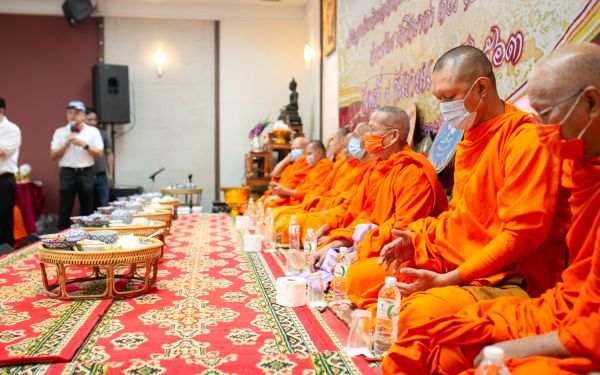 09.09.63 งานพิธีทำบุญสมาคมฯ และพิธีแสดงมุทิตาจิตต่อนักศึกษาเก่ารุ่น 9