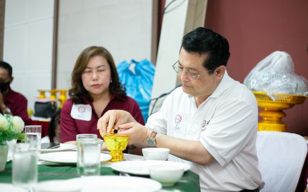 09.09.63 งานพิธีทำบุญสมาคมฯ และพิธีแสดงมุทิตาจิตต่อนักศึกษาเก่ารุ่น 9
