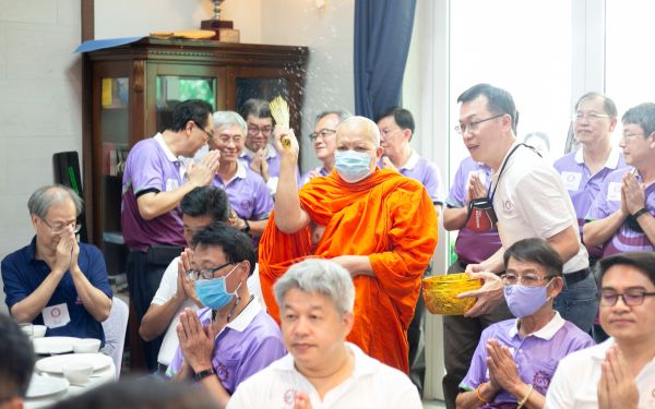 09.09.63 งานพิธีทำบุญสมาคมฯ และพิธีแสดงมุทิตาจิตต่อนักศึกษาเก่ารุ่น 9