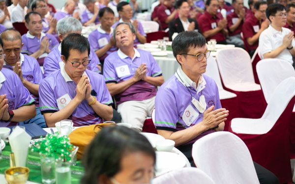 09.09.63 งานพิธีทำบุญสมาคมฯ และพิธีแสดงมุทิตาจิตต่อนักศึกษาเก่ารุ่น 9