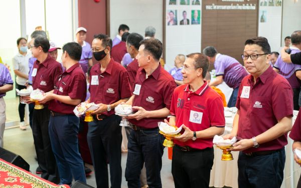 09.09.63 งานพิธีทำบุญสมาคมฯ และพิธีแสดงมุทิตาจิตต่อนักศึกษาเก่ารุ่น 9