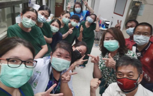 04.05.64 เทรนนิ่งทีมแพทย์และพยาบาลก่อส่งมอบห้องแรงดันบวก/ลบ รพ.สันทราย