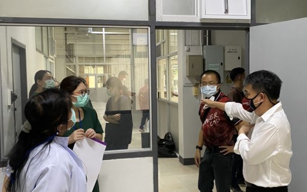 04.05.64 เทรนนิ่งทีมแพทย์และพยาบาลก่อส่งมอบห้องแรงดันบวก/ลบ รพ.สันทราย