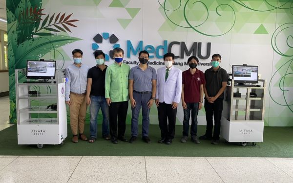 19.05.64 มอบหุ่นยนต์ไอยราให้ รพ.มหาราชนครเชียงใหม่