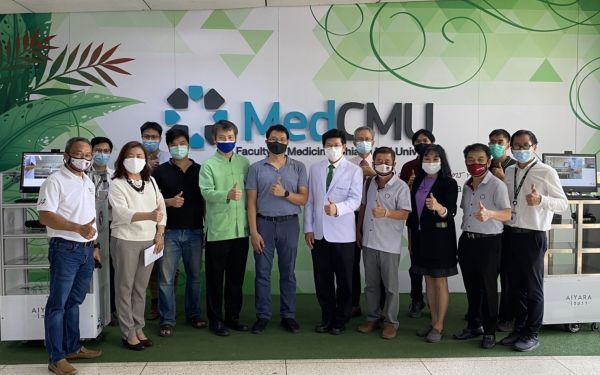 19.05.64 มอบหุ่นยนต์ไอยราให้ รพ.มหาราชนครเชียงใหม่