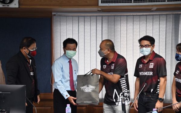 28.10.64 แสดงความยินดีกับ คุณวันชัย พนมชัย รุ่น 13