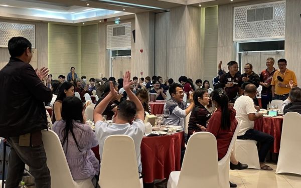 23.12.64 นายกฯ(พี่แก้ว) พบน้องปี 4 และซุปเปอร์