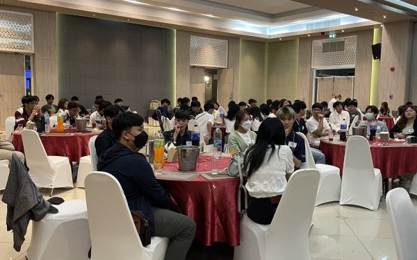 23.12.64 นายกฯ(พี่แก้ว) พบน้องปี 4 และซุปเปอร์