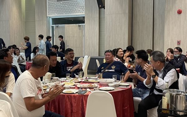 23.12.64 นายกฯ(พี่แก้ว) พบน้องปี 4 และซุปเปอร์