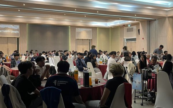 23.12.64 นายกฯ(พี่แก้ว) พบน้องปี 4 และซุปเปอร์