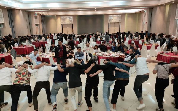 23.12.64 นายกฯ(พี่แก้ว) พบน้องปี 4 และซุปเปอร์