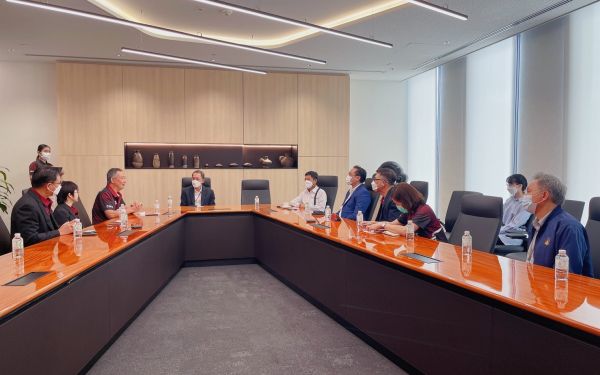 26.05.65 นายกฯ สมัยที่ 18 เข้าพบคุณพรชัย สิทธิยากรณ์ (G11)